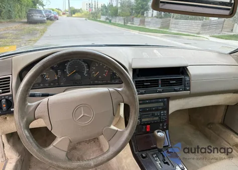 1998 Mercedes-Benz Sl 500 z USA, uszkodzony, nr VIN WDBFA67F7WF170588